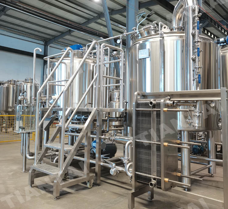 10HL Italy Brewhouse